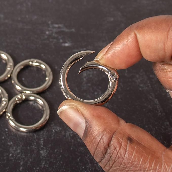 Paracord Planet Spring Gate O Rings – Available in 5/8 Inch, 3/4 Inch and 1 Inch Sizes – Silver, Bronze, and Gold Color Options (50 Pack, 5/8 Inch, Silver)