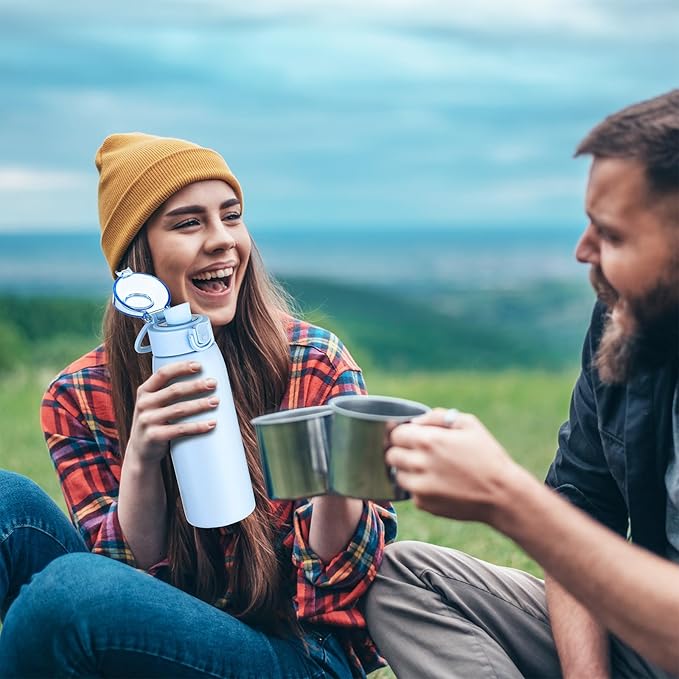 Insulated Water Bottle 18 oz with Dustproof Lid, Carry Handle & Tea Infuser, BPA-Free & Leakproof, Stainless Steel Water Bottles Ideal for Fitness, Hiking, Office & Outdoor Use （Light Blue）