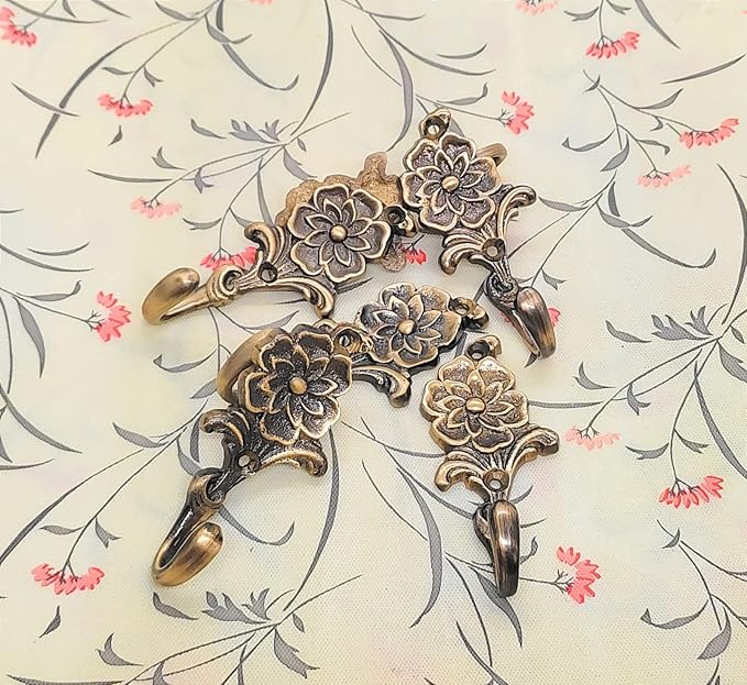 FAPBADRI Multipurpose Hooks, Used to Hang Clothes, Bags, Coats, Curtain Hold Backs, Keys, Colour - Antique Gold, Material - Brass, Flower Design, Screws and Wallplugs Included, Pack of 10 Pieces