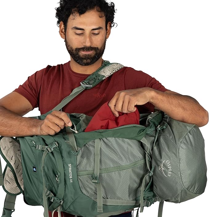 Osprey Stratos 44L Men's Hiking Backpack - Lightweight Backpacking Pack with Waterproof Raincover - Camping Bag, Pine Leaf