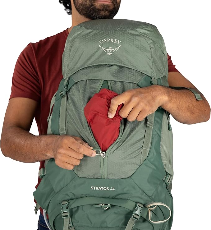 Osprey Stratos 44L Men's Hiking Backpack - Lightweight Backpacking Pack with Waterproof Raincover - Camping Bag, Pine Leaf